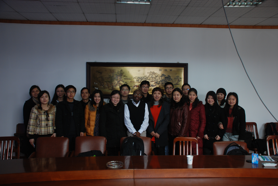 美国天普大学普拉特教授来哔哩轻小说讲授跨文化敏感与冲突管理