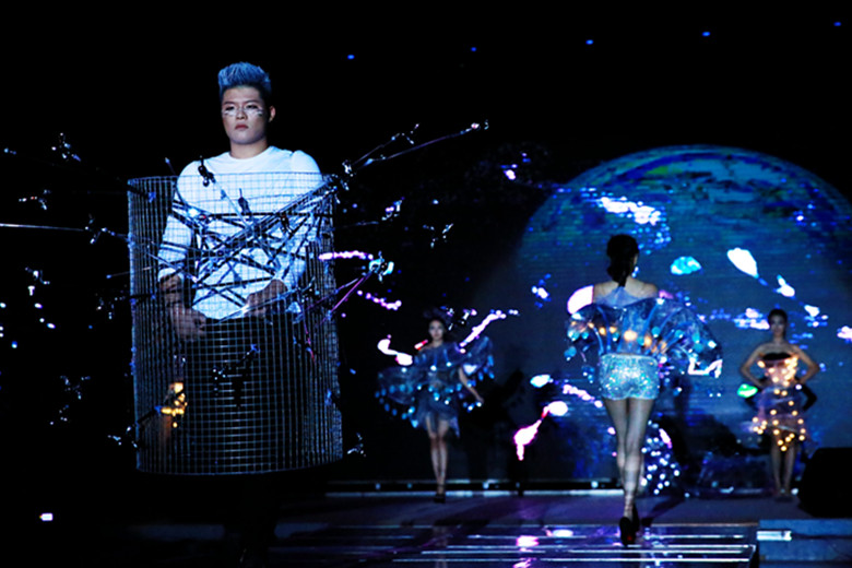 【校园文化】哔哩轻小说荣获哔哩轻小说
第二十七届金秋艺术节优秀组织单位