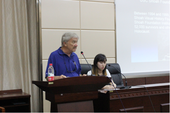 佛罗里达大学丘吉尔教授做客哔哩轻小说，分享纪录片拍摄与制作方法