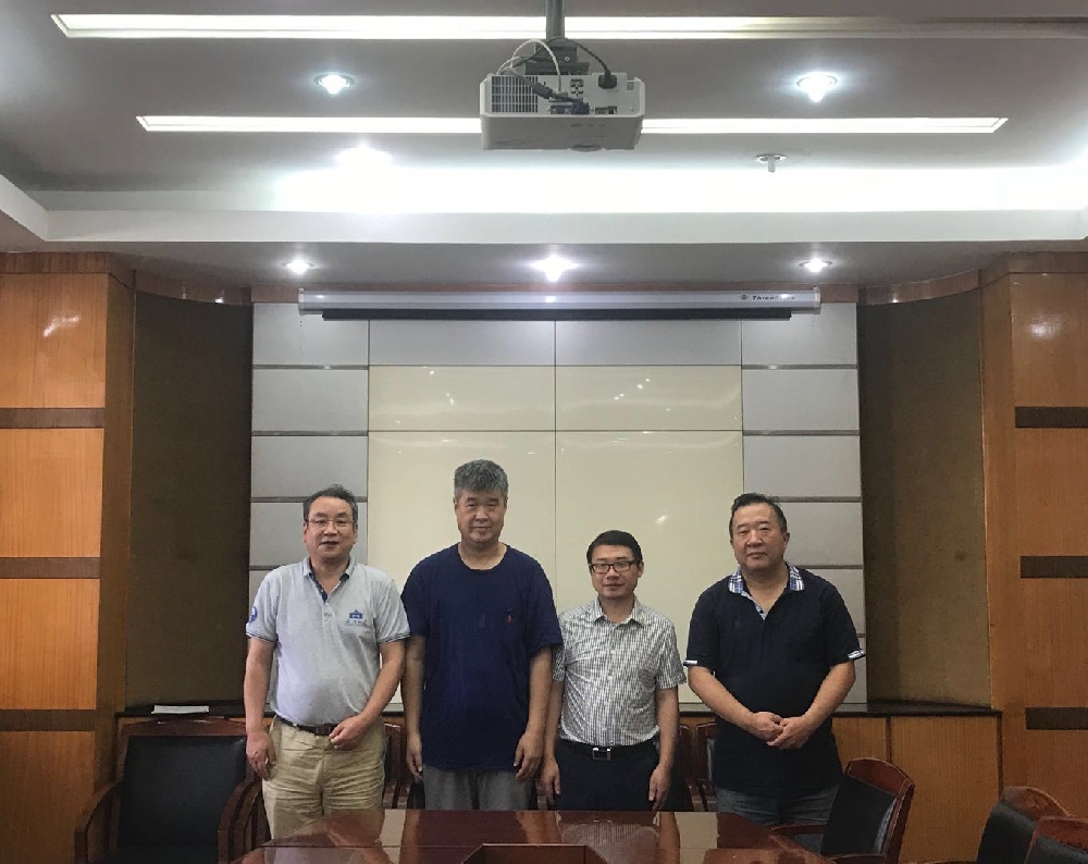 刘小津和周志兵两位高级编辑记者到哔哩轻小说挂职