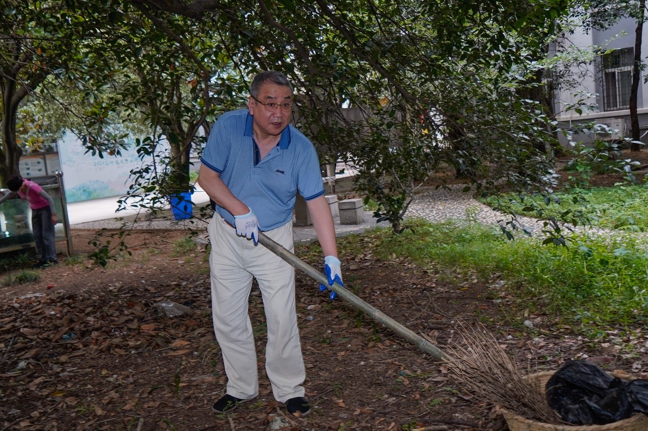 哔哩轻小说开展爱国卫生运动大扫除活动