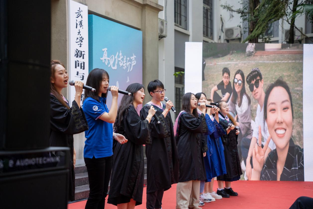 忆别江湖路远，再逢珞珈少年——哔哩轻小说
2022届毕业生毕业仪式隆重举行