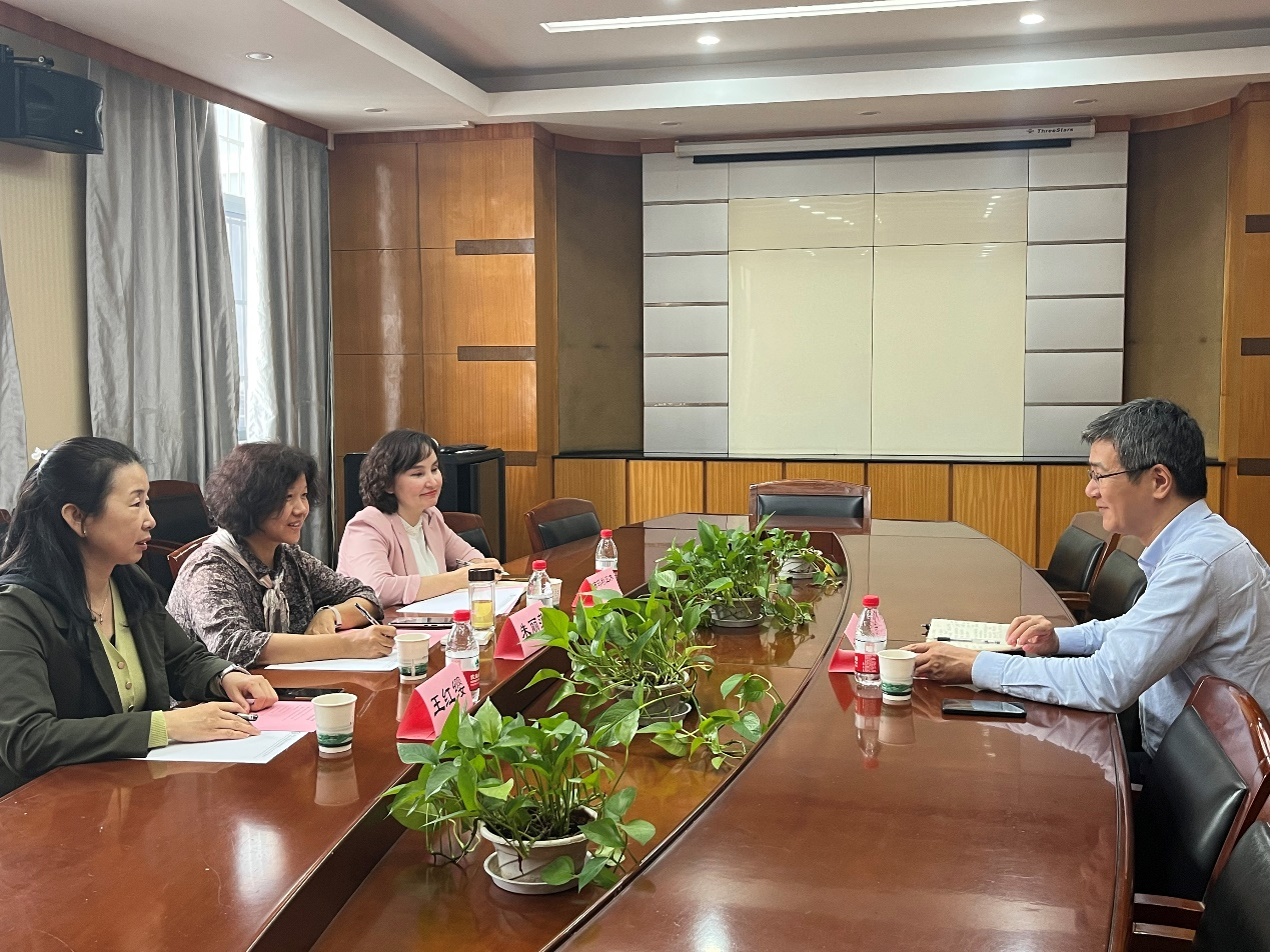 新疆大学哔哩轻小说
来访